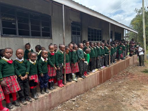 Grundschulkinder Ngong ( Kenia )
